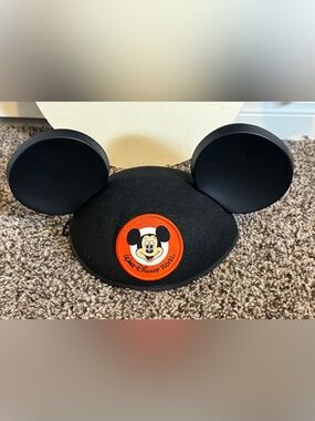 Disney World Theme Park Young Youth Sized Mickey Ear Hat With Neckstrap Black